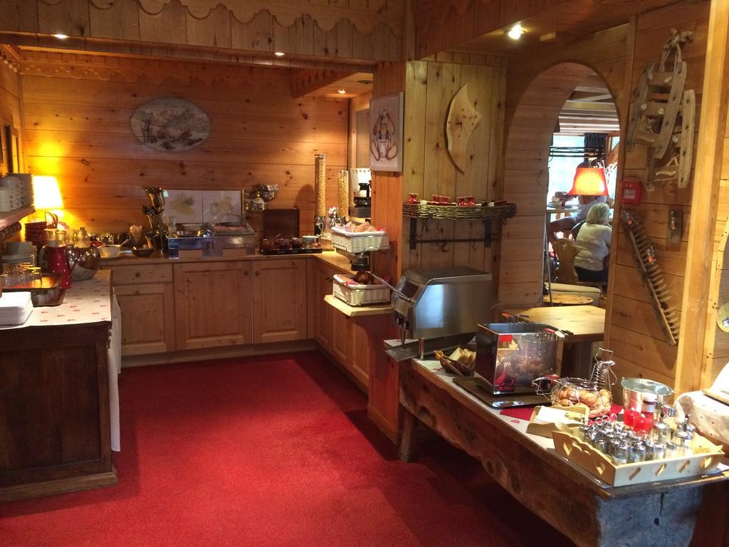 Hotel Ecureuil Вар Екстериор снимка