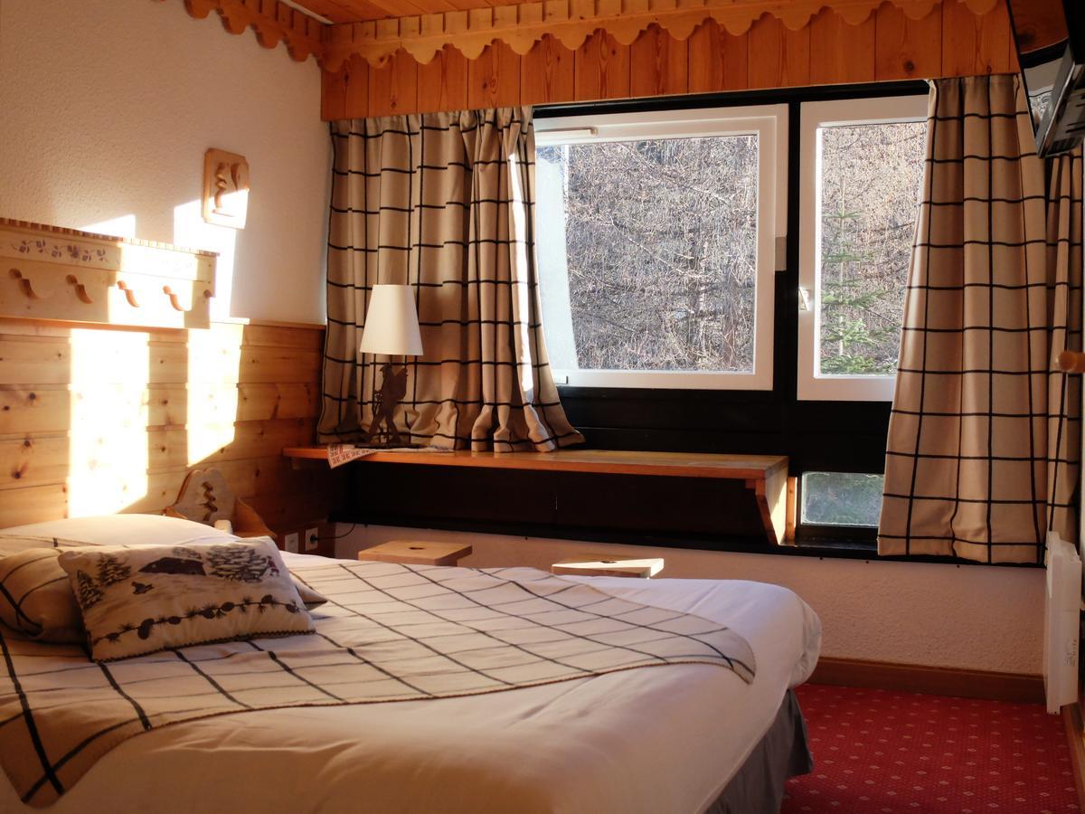 Hotel Ecureuil Вар Екстериор снимка