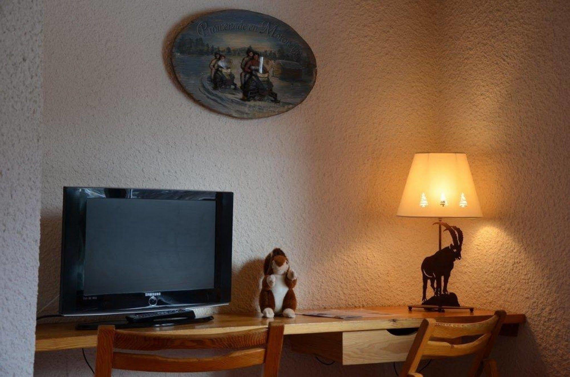 Hotel Ecureuil Вар Екстериор снимка